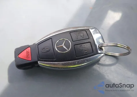 2005 Mercedes-Benz Clk 320 z USA, uszkodzony, nr VIN WDBTK65J25F160833